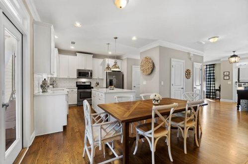 2181 Collins Ridge Dr, Atlanta GA  30318-1243 exterior