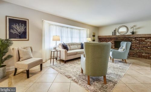 810 Burnt Mills Ave, Silver Spring MD 20901-4506 exterior