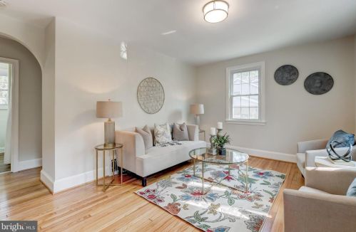 101 Old County Rd, Severna Park, MD 21146-4523