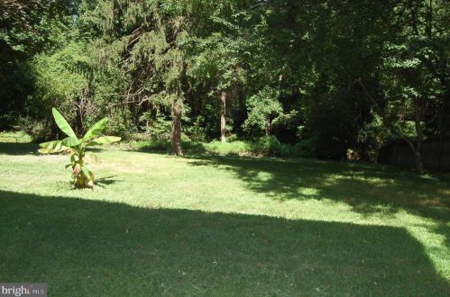 1100 Tanley Rd, Silver Spring MD 20904-2841 exterior