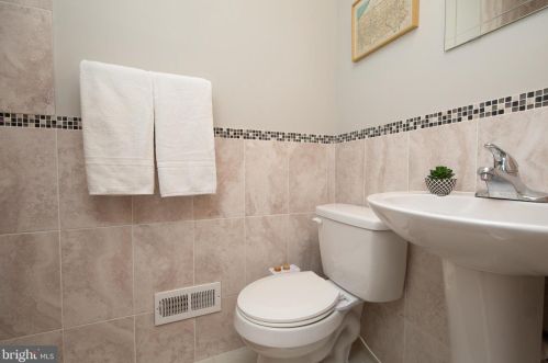 5119 Locust St, Philadelphia PA  19139-4123 exterior