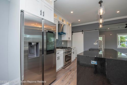 22 High St, Tinton Falls NJ  07724-3451 exterior