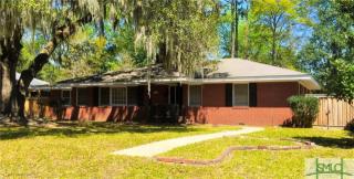 26 67th St, Savannah, GA 31405-5221