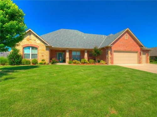 16105 Stillmeadows Dr, Edmond, OK 73013-9409