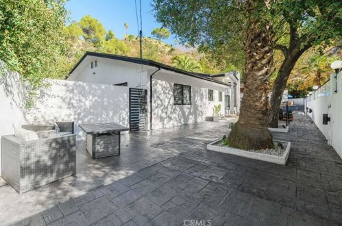 3411 Chevy Chase Dr, Glendale CA  91206-1418 exterior