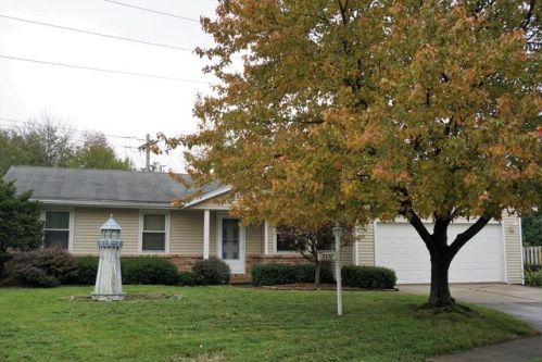 2322 Osage Dr, Champaign, IL 61821-6347