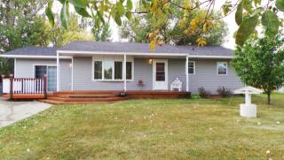 429 Dale Ave, Moorhead, MN 56560-4909