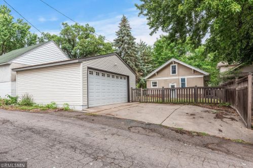 1100 Churchill St, Saint Paul MN  55103-1008 exterior
