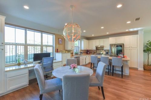 17 Prickly Pear, Irvine CA  92618-8856 exterior