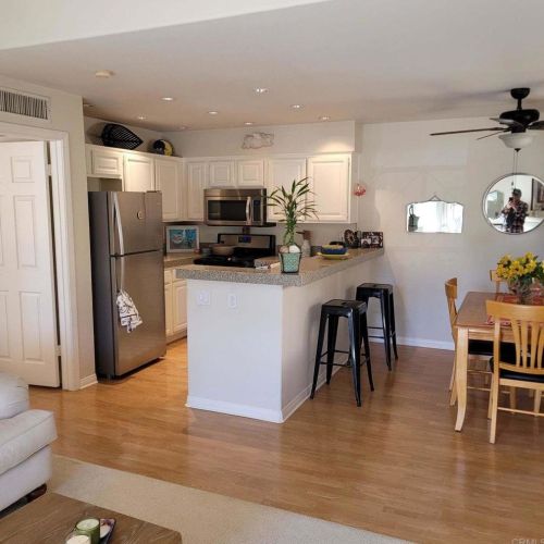 3100 Sello Ln, Carlsbad, CA 92009-6065