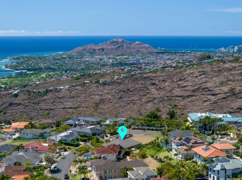 114 Kokololio Pl, Honolulu HI  96821-2562 exterior