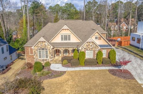 2212 Meadowvale Dr, Atlanta GA  30345-3543 exterior