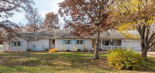 105 Fork Rd, Nelson IL  61021-7307 exterior