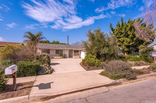 1361 Hartley Ave, Simi Valley, CA 93065-5206