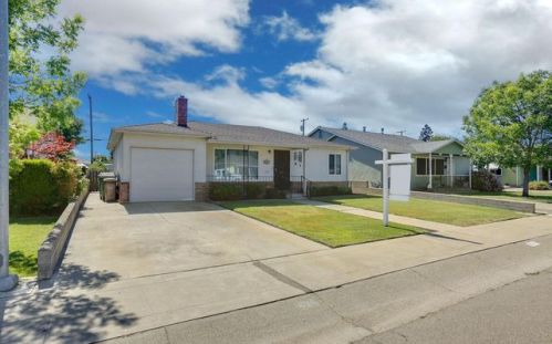 521 Westwood Ave, Lodi, CA 95242-2456