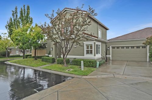 341 Marsalla Dr, Folsom, CA 95630-7203