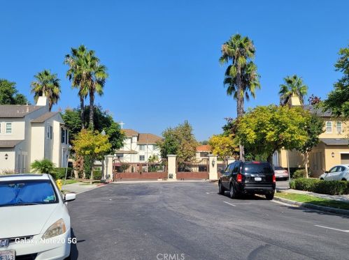 138 Hidden Path, Anaheim CA  92801-5149 exterior