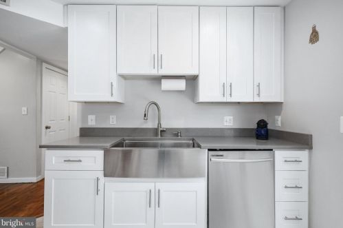 2231 Luzerne Ave, Silver Spring MD 20910-2133 exterior