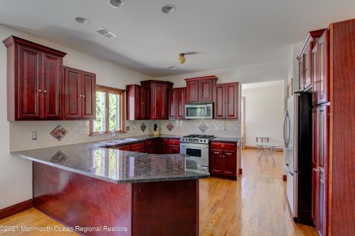 716 Nautilus Blvd, Lacey, NJ 08731-1909