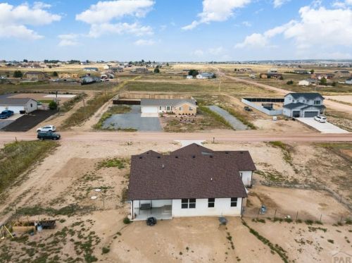 1392 Moonbeam Dr, Pueblo CO  81007-1248 exterior