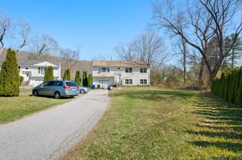 18 Clark Pl, Quaker Hill, CT 06375-1204