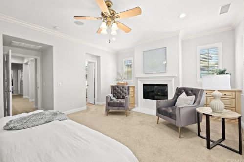 108 Spanish Lace, Irvine CA  92620-3424 exterior