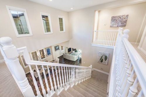 18 Shadybend, Irvine CA  92602-0844 exterior