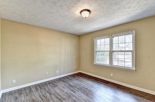 3936 Woodland Cir, Conyers GA  30013-3057 exterior
