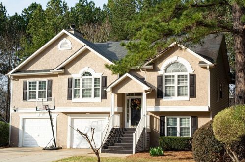 160 Parkside Dr, Stockbridge GA  30281-6902 exterior
