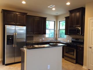 5758 Stuebner Airline Rd, Houston TX  77091-4321 exterior