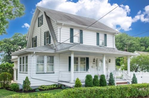 501 Macdonald St, Outwater, NJ 07026-1013
