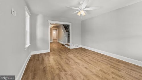 52 Hollywood Ave, Trenton NJ 08609-1312 exterior