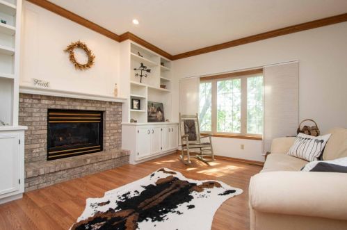 9063 Duckwood Trl, Saint Paul MN  55125-8687 exterior