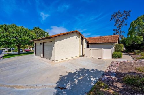 1664 Forestdale Dr, Encinitas, CA 92024-4248