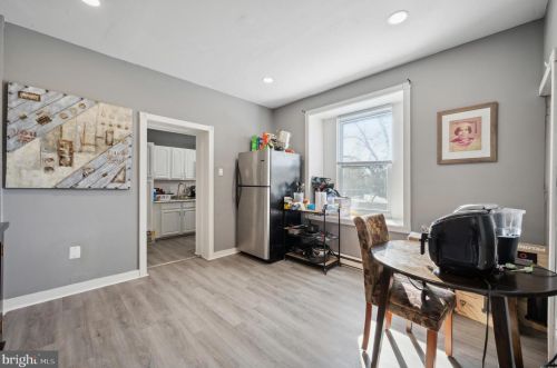 630 Chelten Ave, Philadelphia PA 19126-3824 exterior