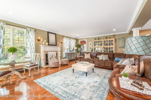 7 Bermet Ct, Tinton Falls NJ 07724-4026 exterior