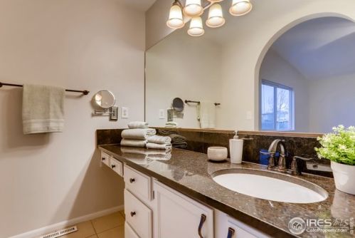336 Dunne Dr, Fort Collins CO  80525-5847 exterior