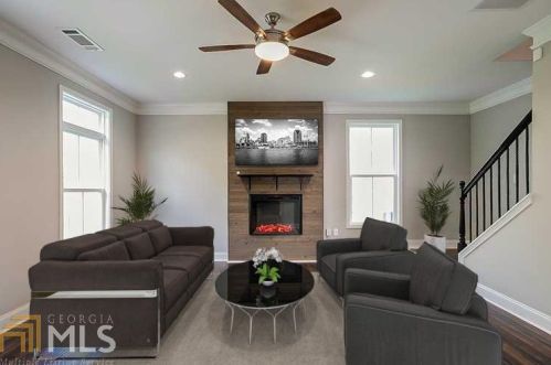 1829 Abbey Rd, Griffin, GA 30223-7146
