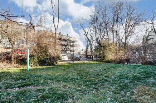 2618 Hackberry St, Cincinnati OH  45206-2122 exterior