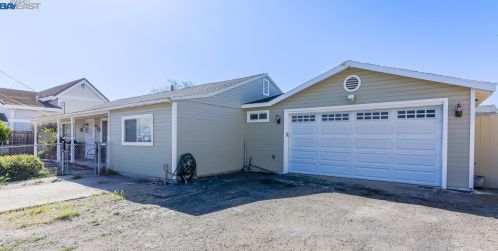 569 Van Ct, Hayward, CA 94544-6501