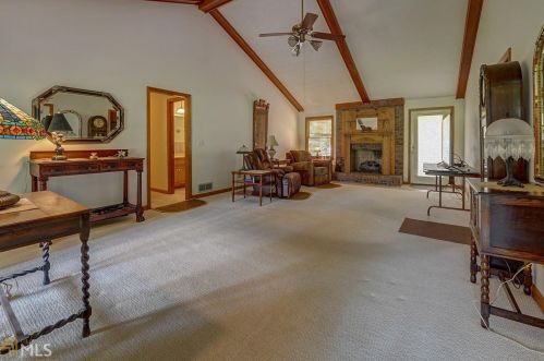 5025 Shore Dr, Conyers GA  30094-4711 exterior