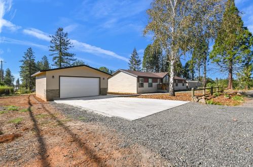 1692 Mulberry Ln, Paradise, CA 95969-2350