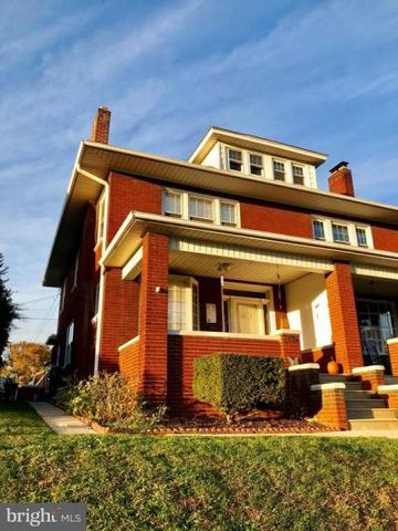 1521 Wayne Ave, York, PA 17403-1241