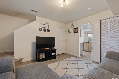 60 200, Wellsville UT 84339-9703 exterior