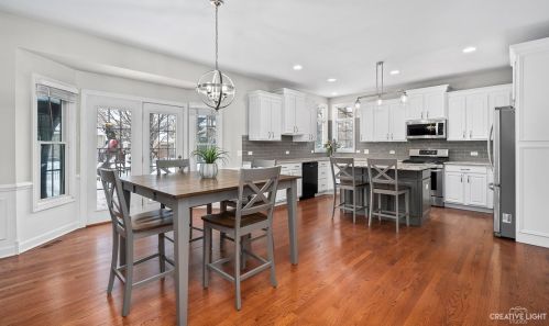 353 Stafney Dr, Batavia, IL 60510-3131