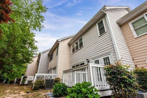 8615 Hope Mews Ct, Atlanta GA  30350-2961 exterior
