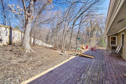 302 Cimarron Rd, Saint Paul MN  55124-9751 exterior