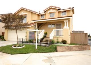 5305 Melbourne Pl, Riverside, CA 92508-6055