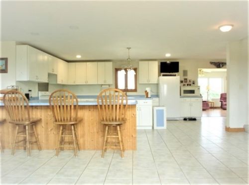 1924 Lenox Rd, Nelson, IL 61021-9718