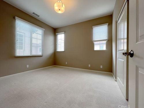 52 Pathway, Irvine CA  92618-8807 exterior